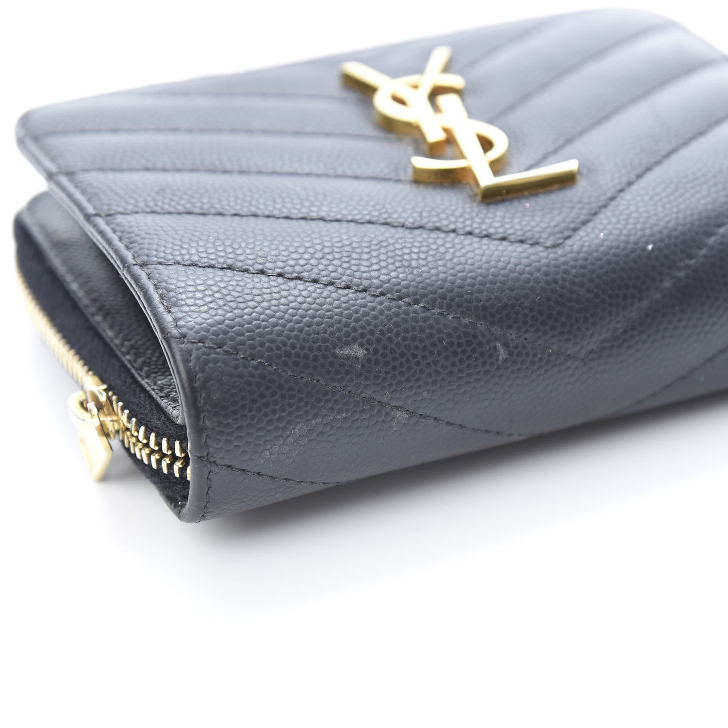 Saint Laurent Grain De Poudre Matelasse Chevron Monogram Compact Zip Around Wallet Black 9 of 10