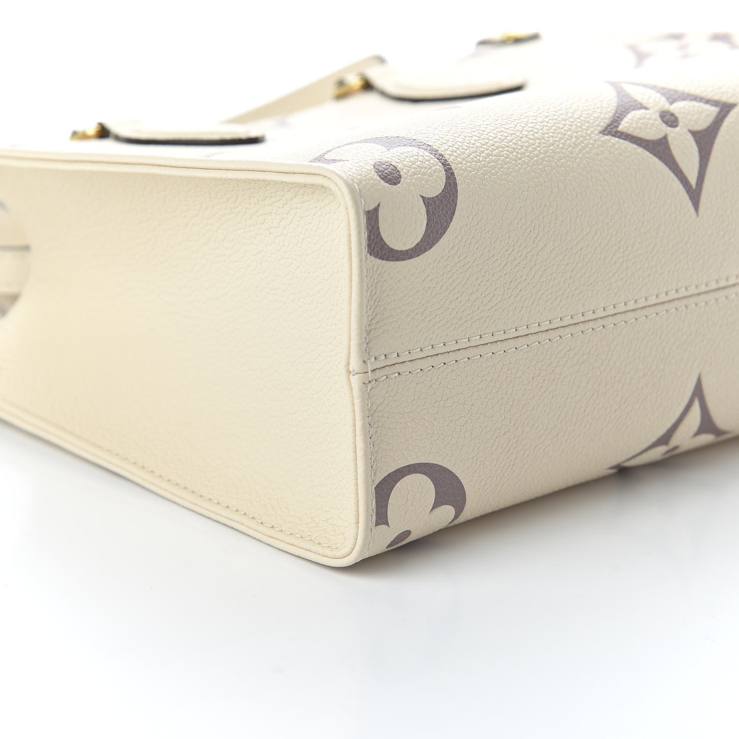 Louis Vuitton Empreinte Monogram Giant Onthego PM Creme Bois De Rose 7 of 10