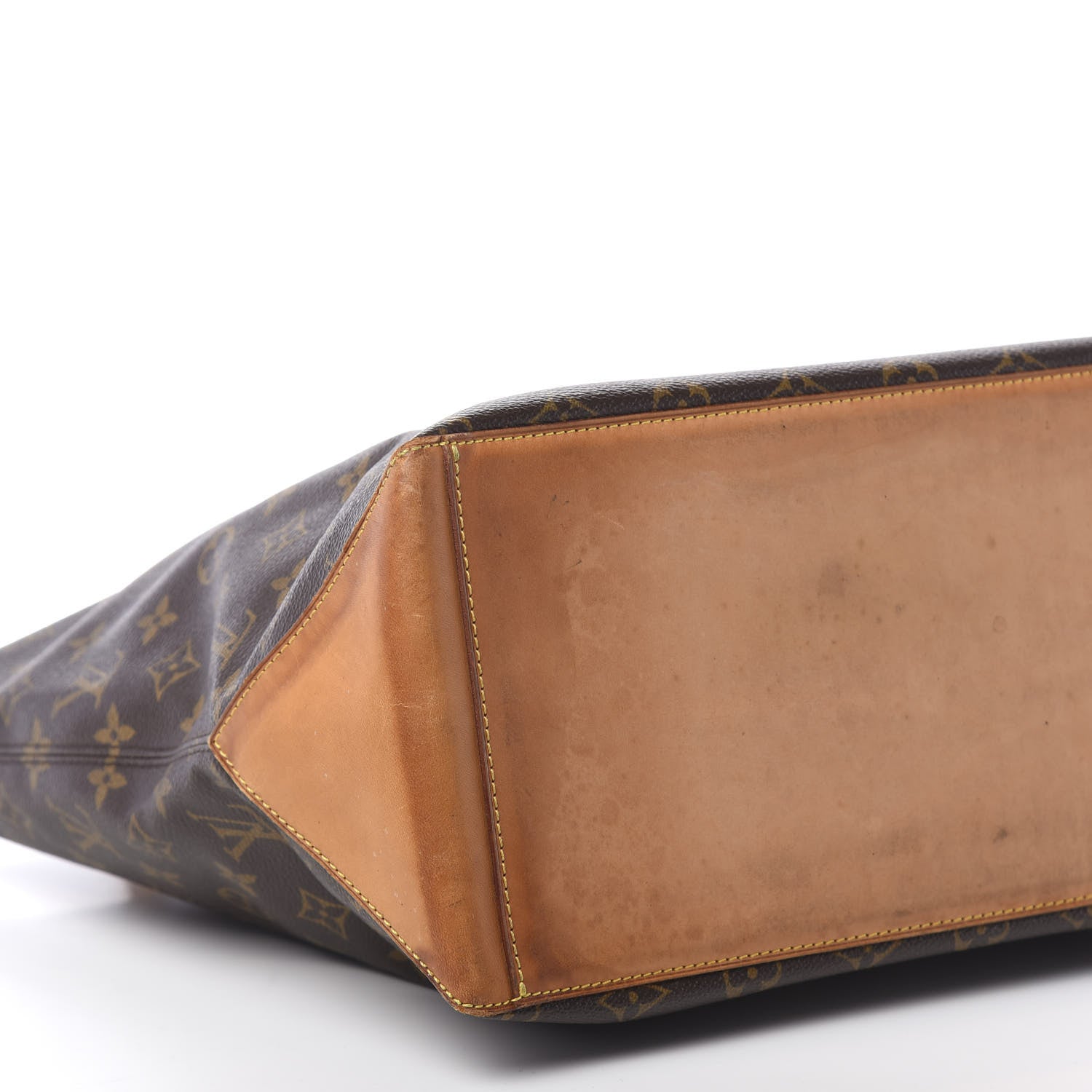 Louis Vuitton Monogram Cabas Mezzo 9 of 12