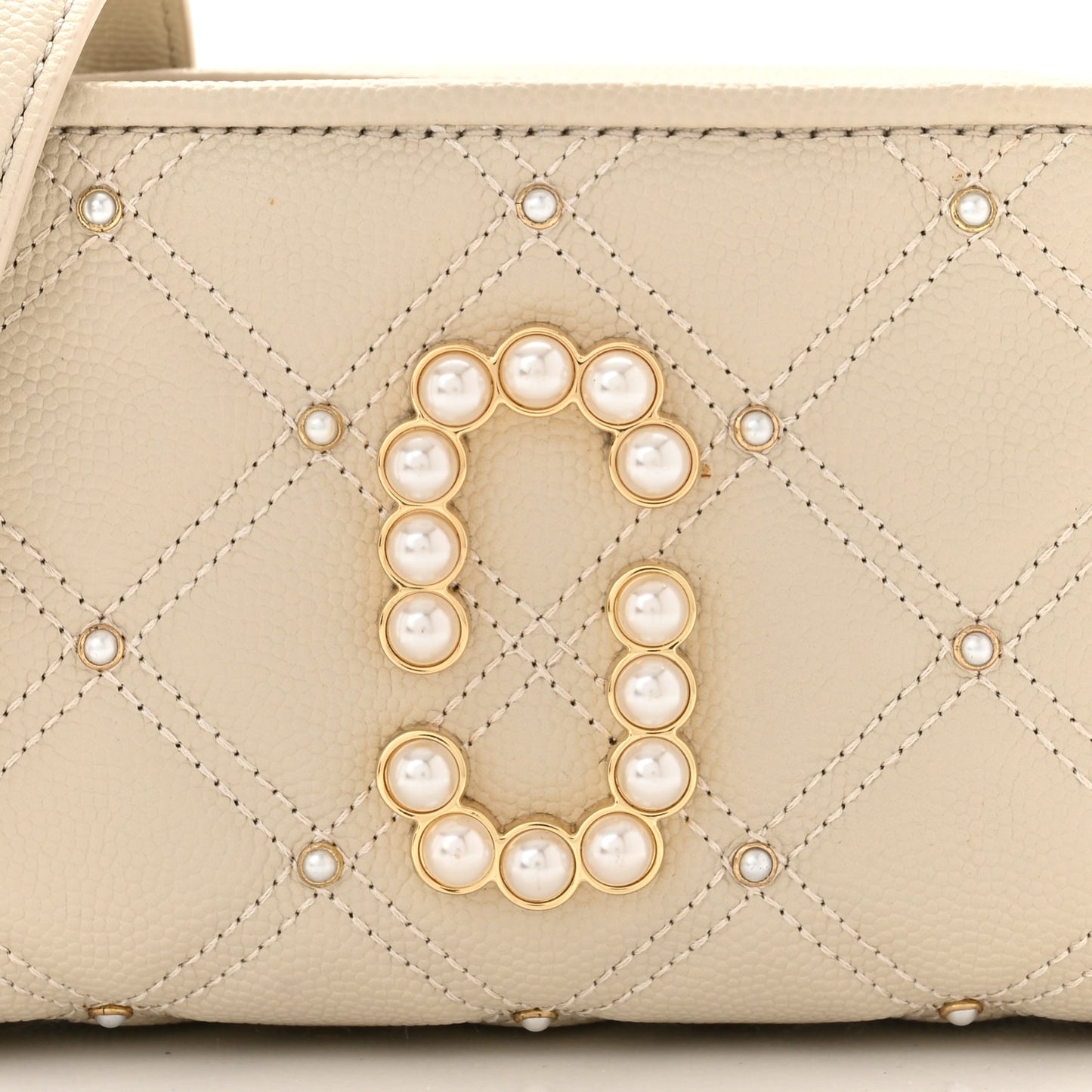 Calfskin Quilted Pearl The Softshot 17 Crossbody Oatmilk