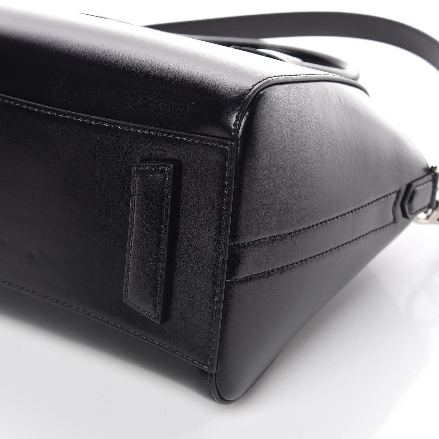 Shiny Lord Calfskin Small Antigona Black