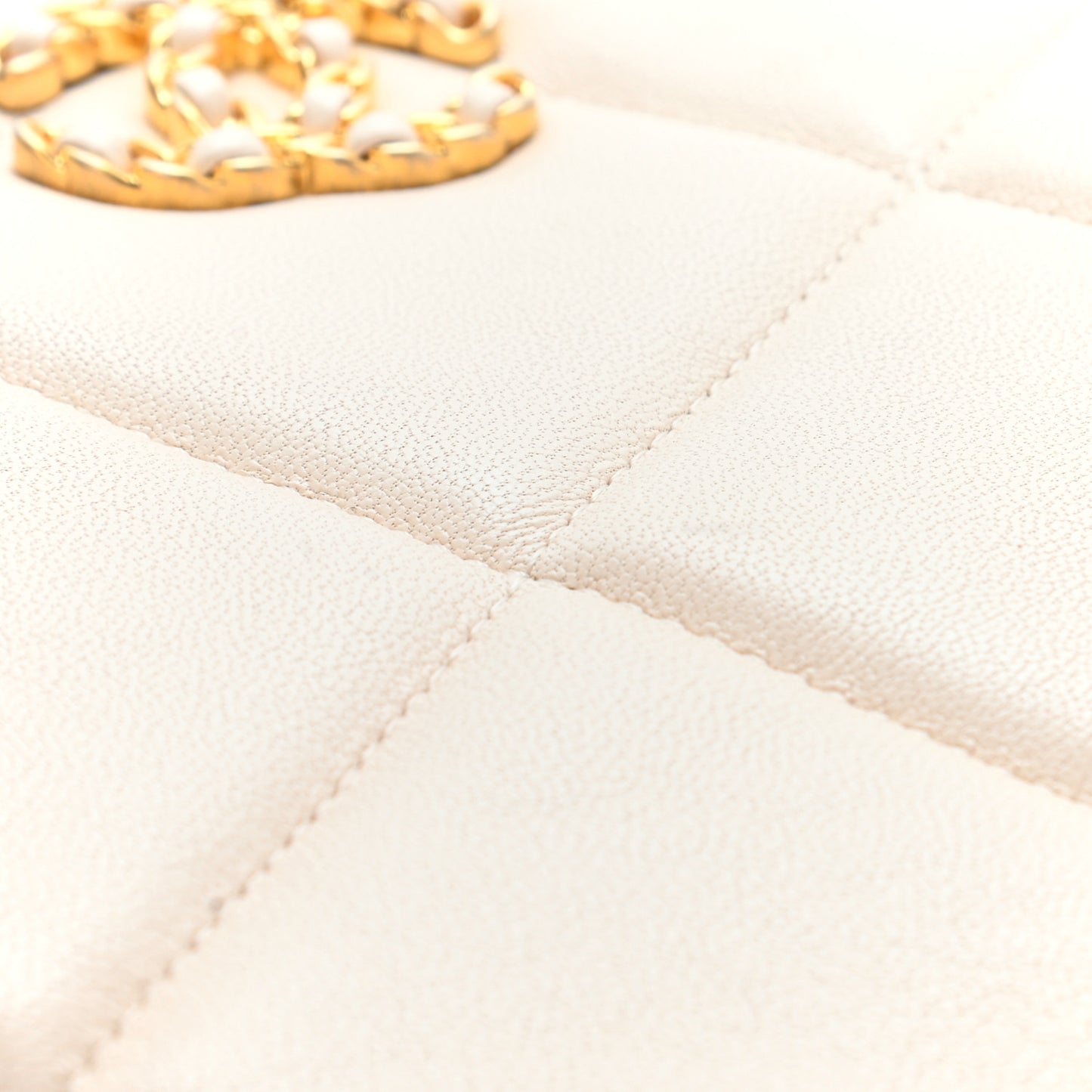 Lambskin Quilted Large Chanel 19 Cosmetic Case Light Beige