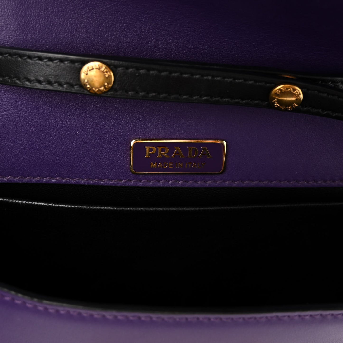 City Calf Saffiano Astrology Cahier Bag Viola Black