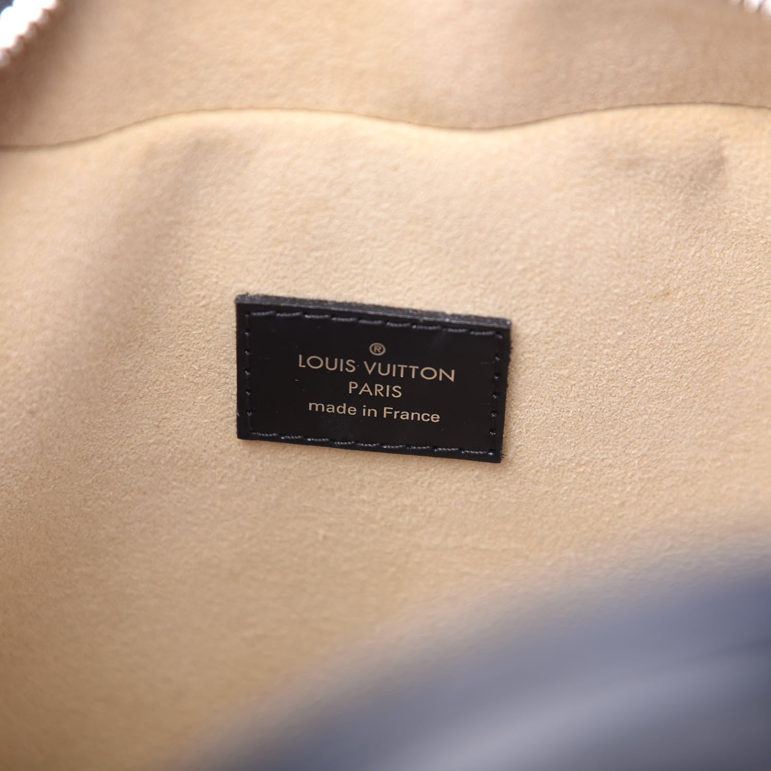 Louis Vuitton Monogram Dora MM Black 8 of 11