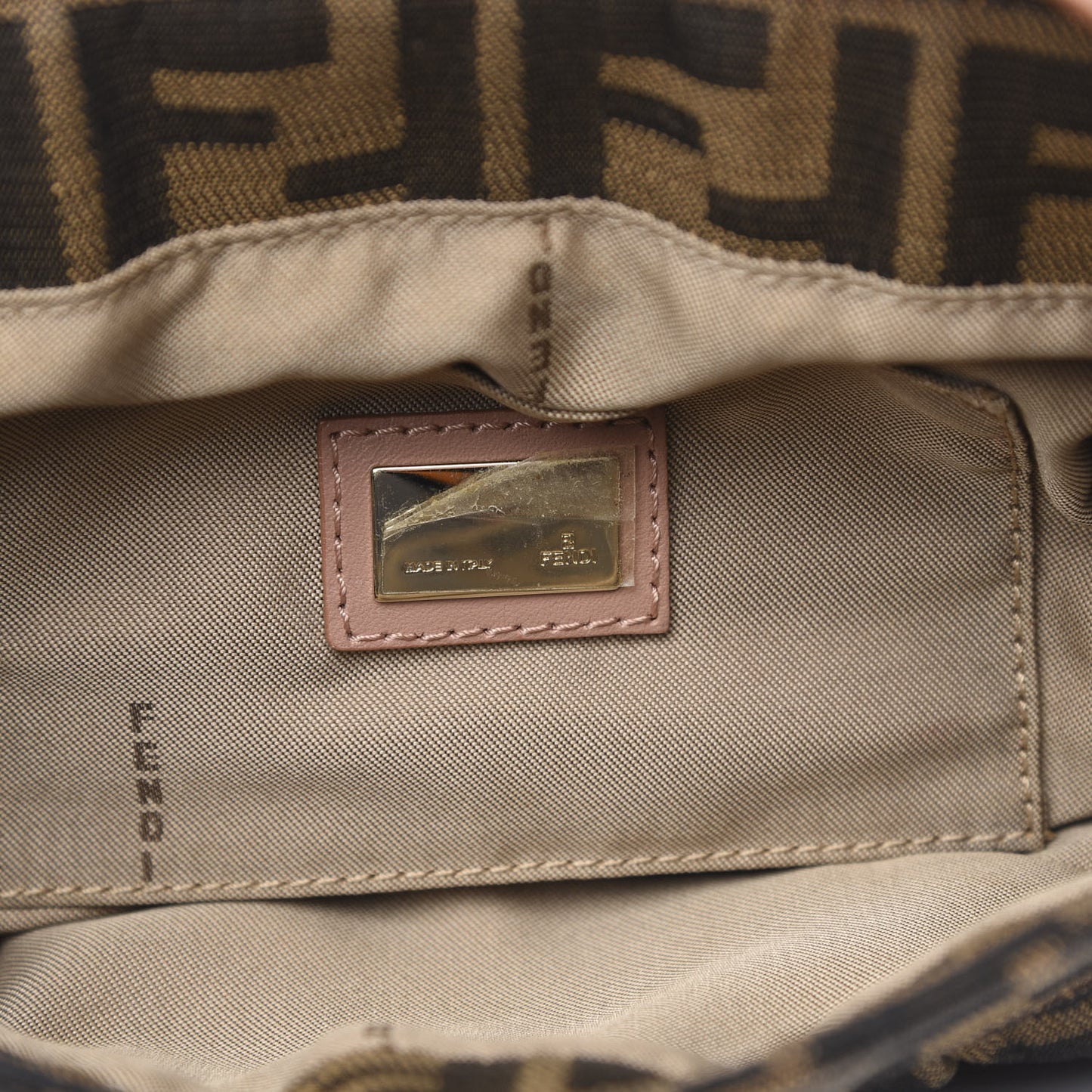 Zucca Cuoio Lucido Small Chef Shoulder Bag Tobacco Bois de Rose