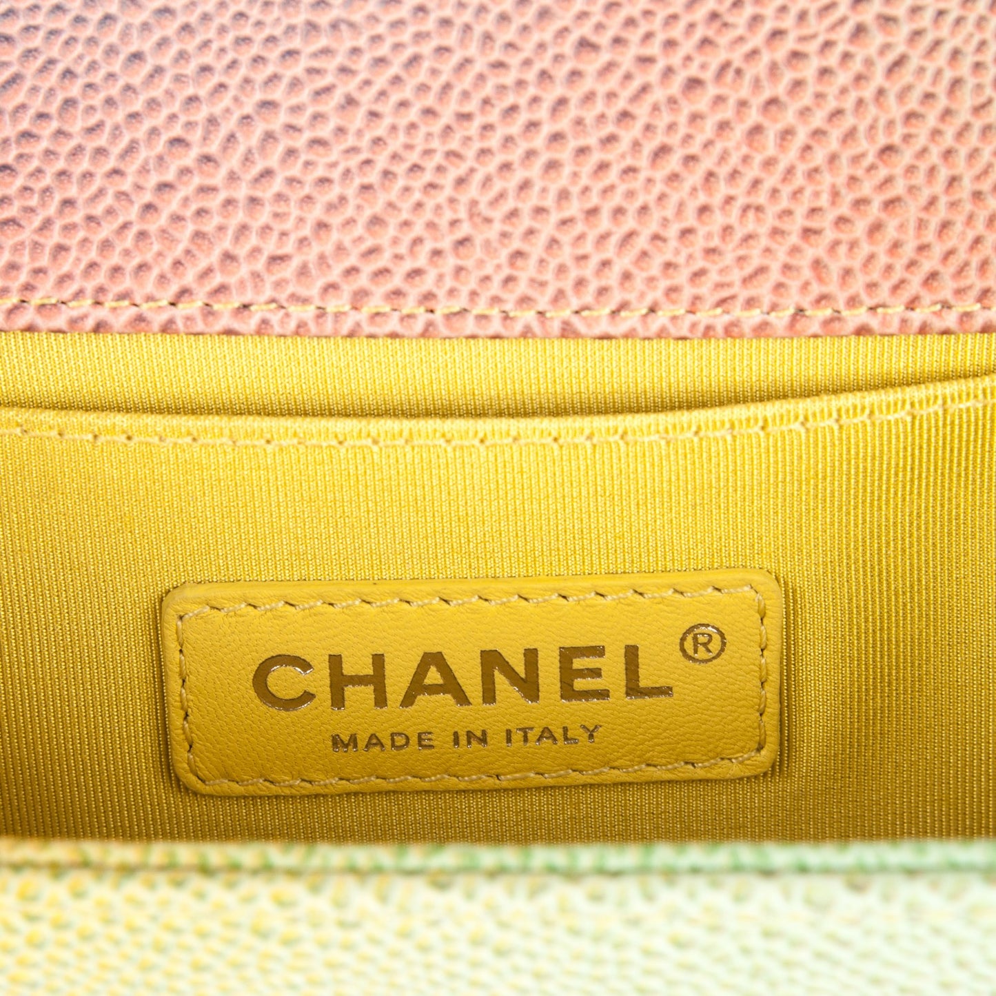 Caviar Quilted Medium Cuba Rainbow Boy Flap Multicolor