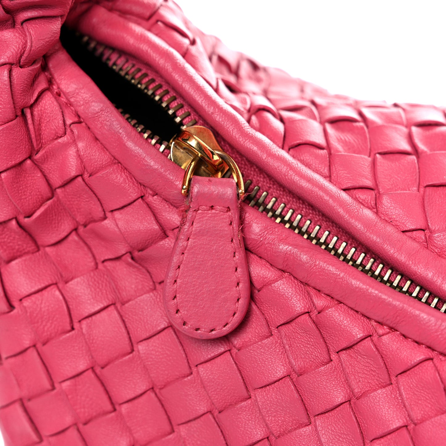 Nappa Intrecciato Large Veneta Hobo Rosa Shock
