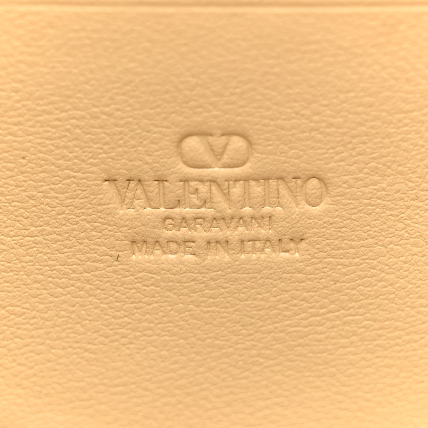 Valentino Garavani Raffia Viva Superstar Clutch Naturale Butter 6 of 7