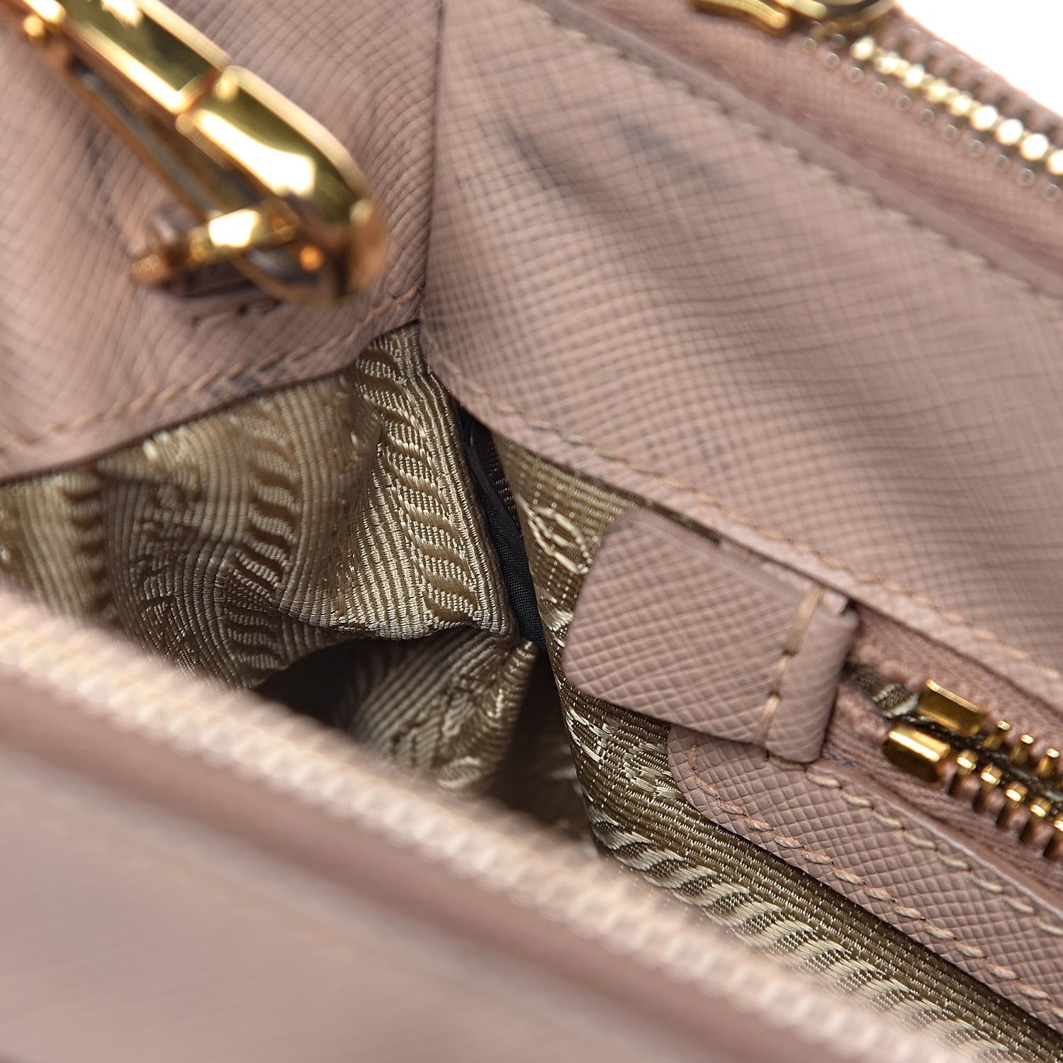 Prada Saffiano Medium Galleria Double Zip Tote Cammeo 7 of 31