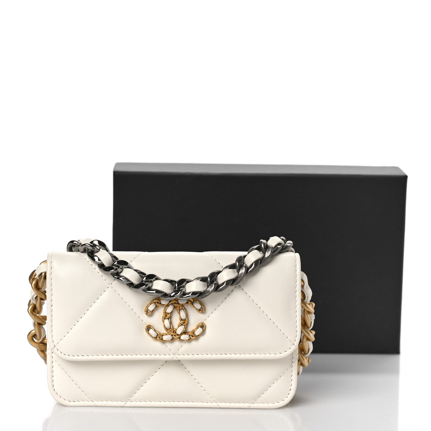 Lambskin Quilted Chanel 19 Clutch With Chain White