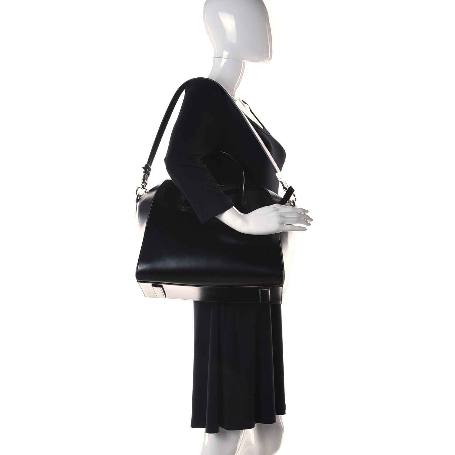 Givenchy Shiny Lord Calfskin Medium Antigona Black 2 of 10