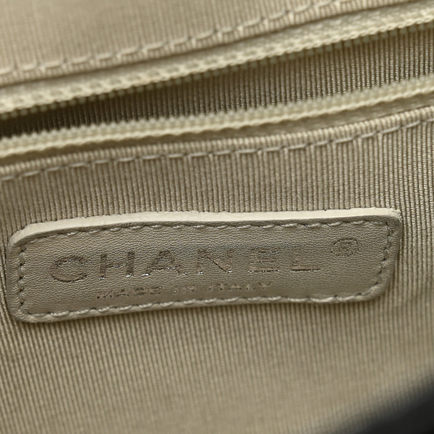 Chanel Washed Lambskin Quilted Large Chain Around Messenger Black 6 of 10