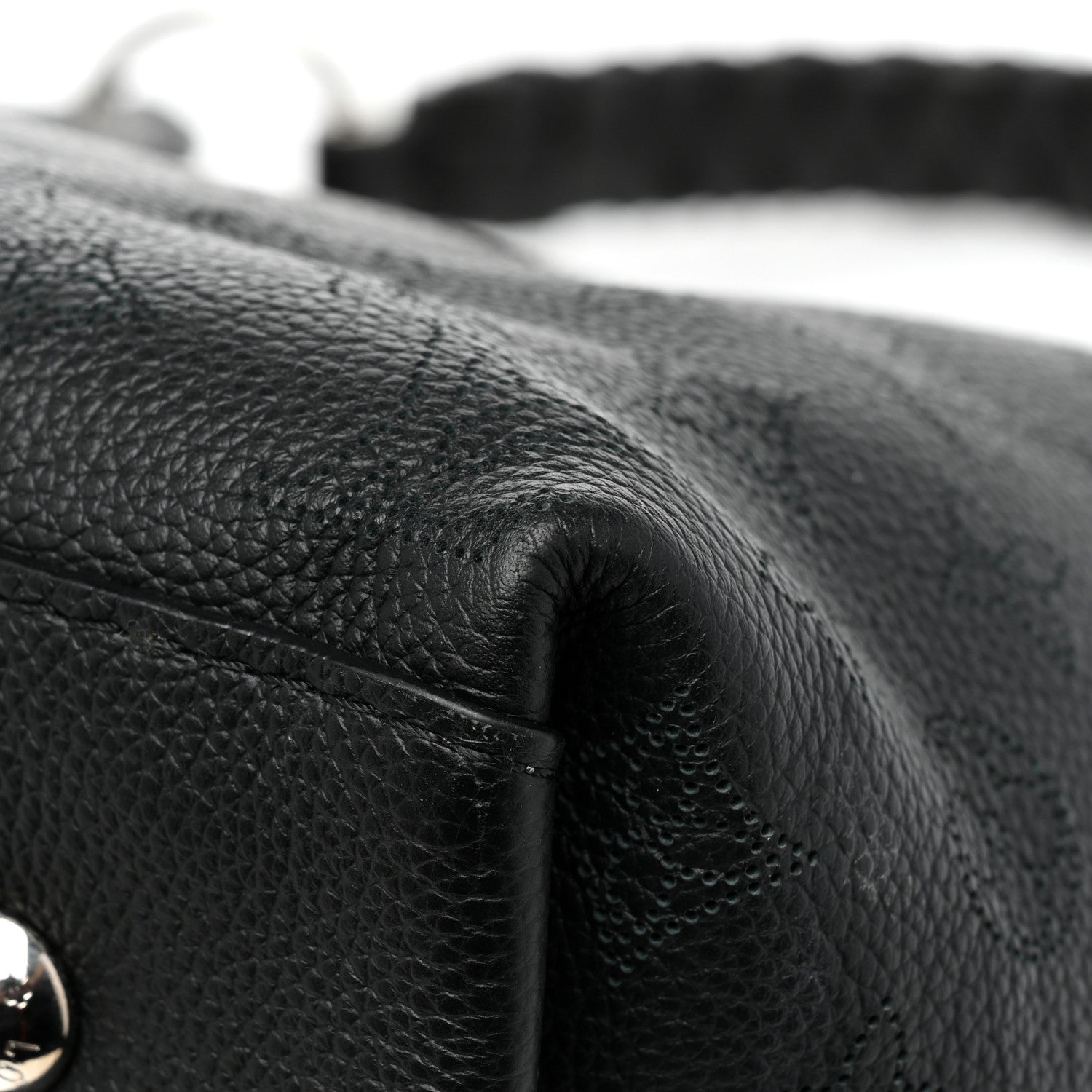Louis Vuitton Mahina Carmel Hobo Black 11 of 14