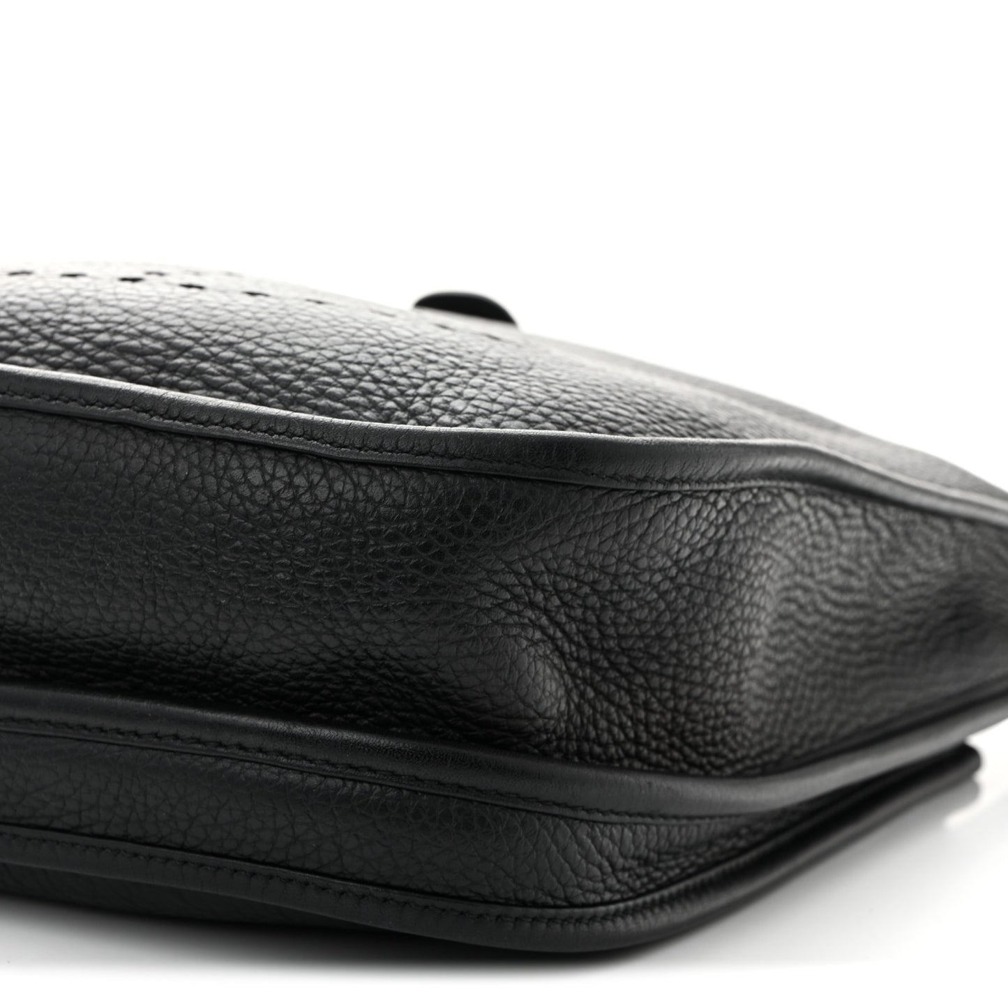 Taurillon Clemence Evelyne III PM Black