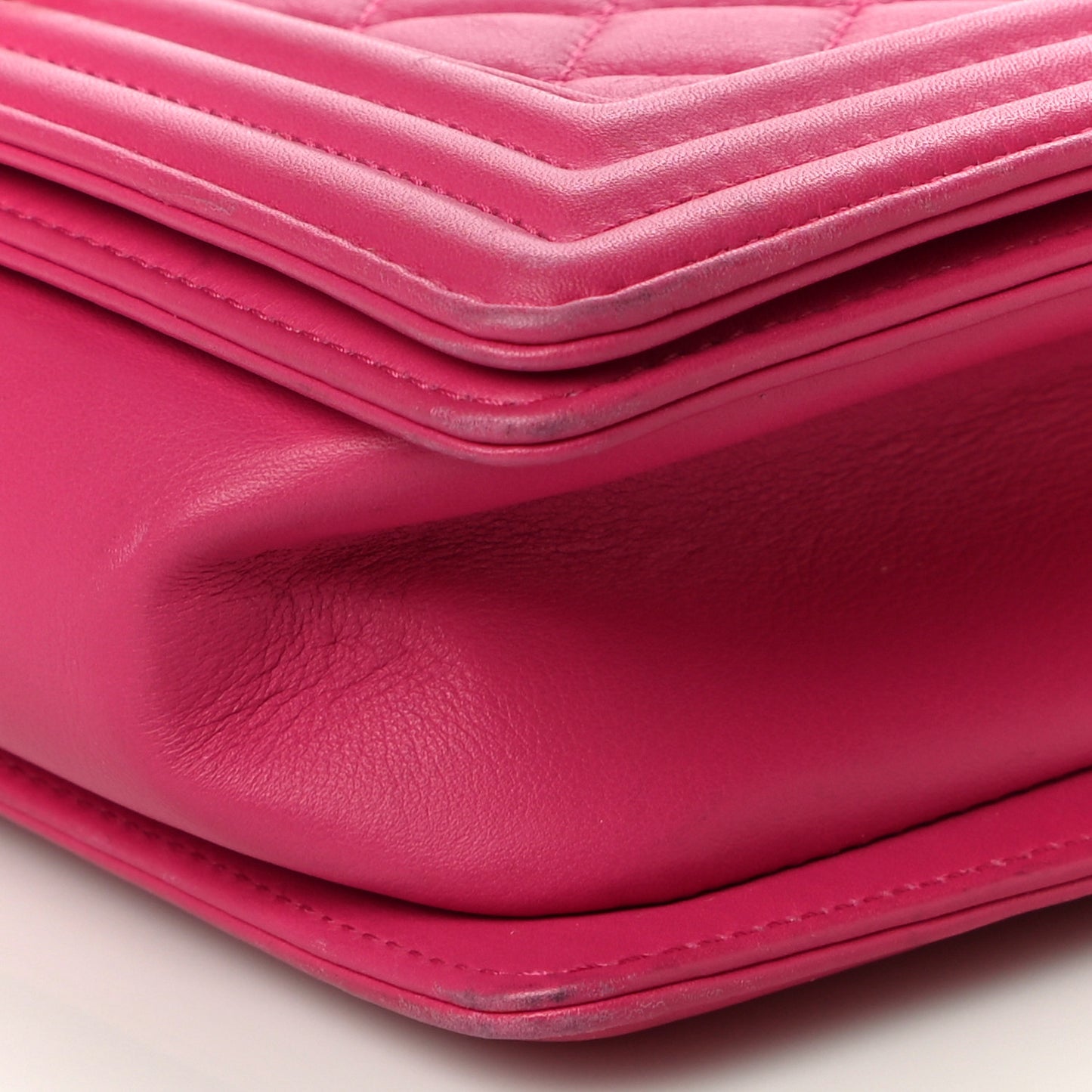 Lambskin Quilted Medium Boy Flap Pink