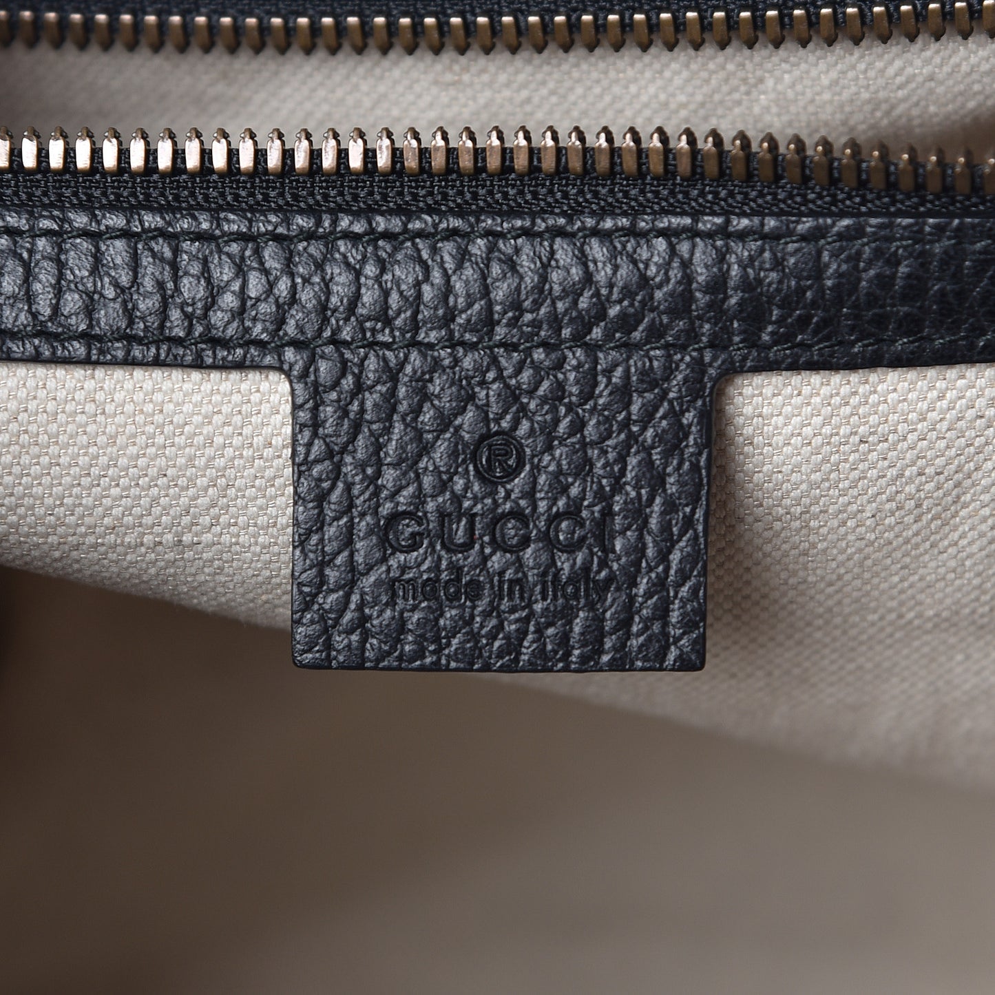 Calfskin GG Marmont Messenger Bag Black