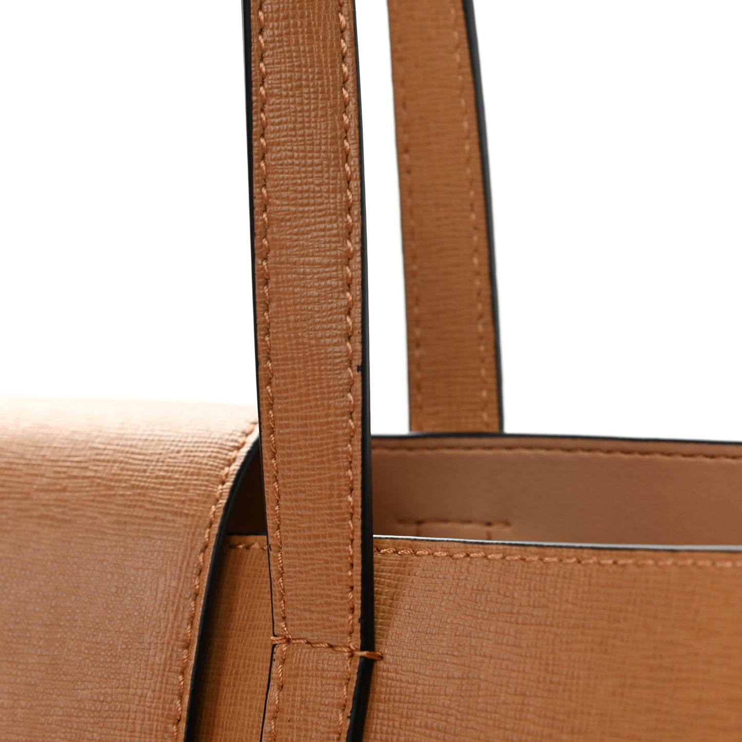 Vitello Virtus Tote Caramel