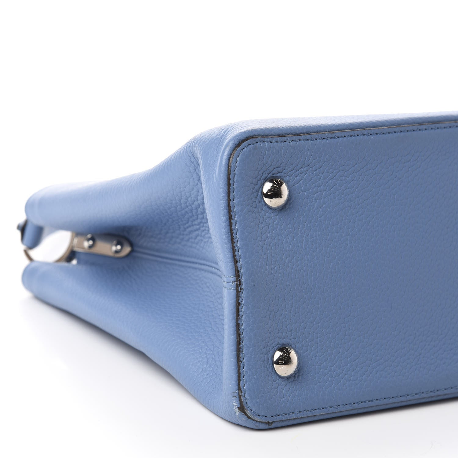 Louis Vuitton Taurillon Capucines MM Bleuet 6 of 21