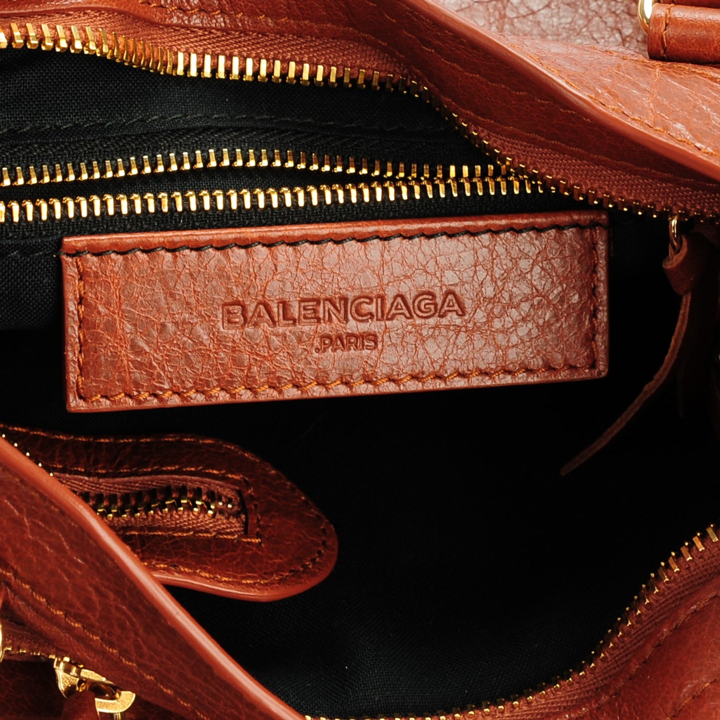 Agneau Classic Gold Hardware Mini City Marron Cognac