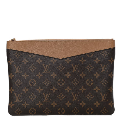 Louis Vuitton Monogram Daily Pouch Sesame 1 of 12