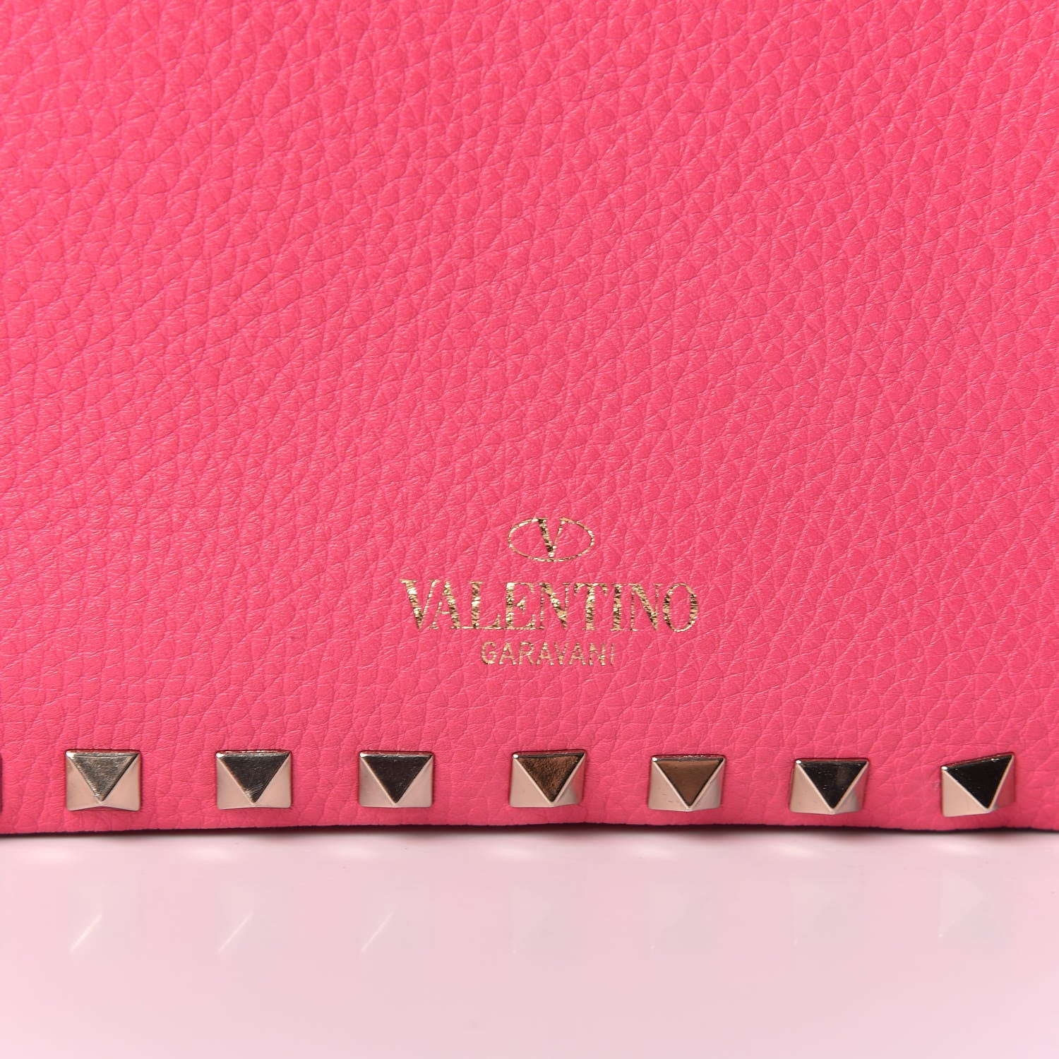 Valentino Garavani Pebbled Calfskin Rockstud Camera Crossbody Bag Peony 9 of 12