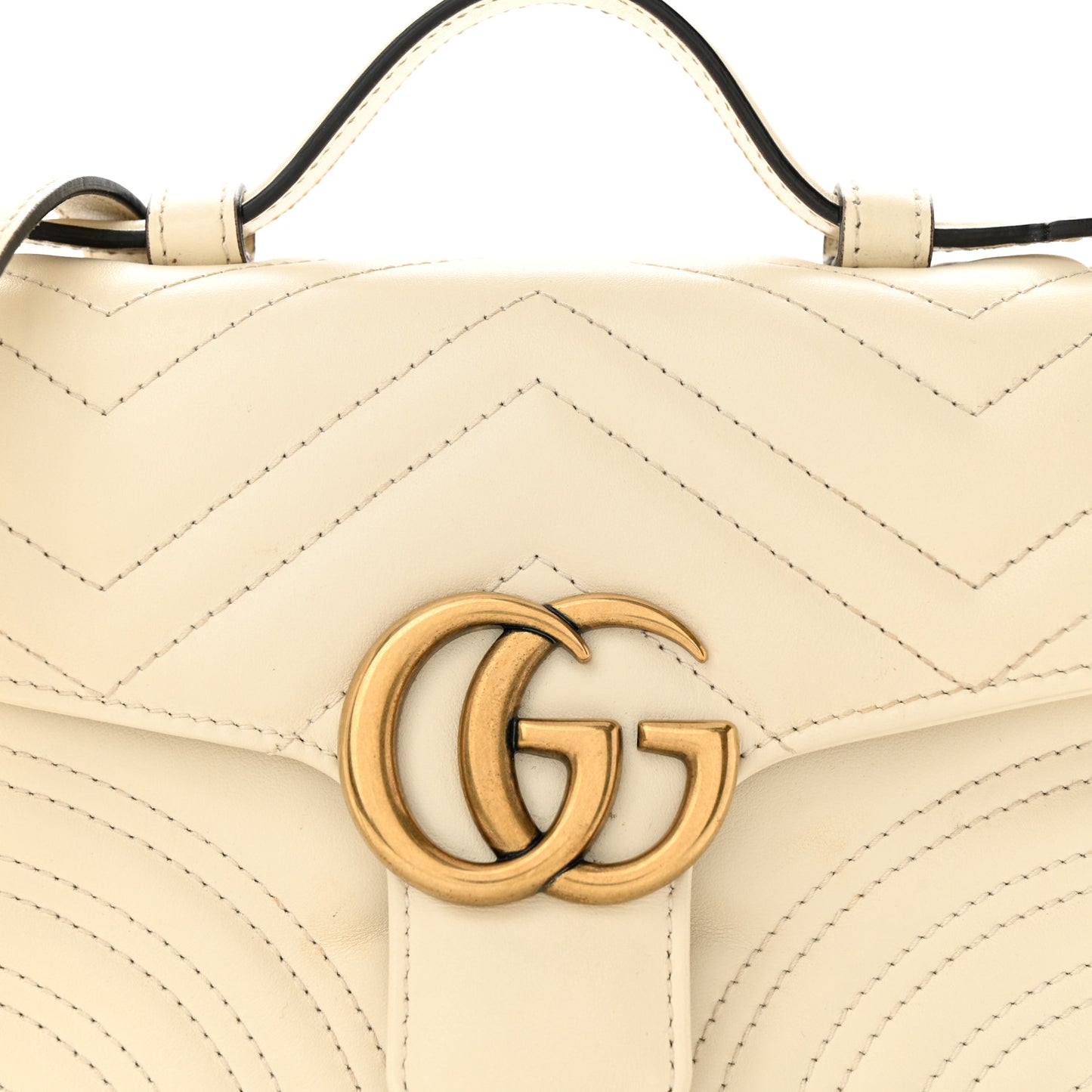 Calfskin Matelasse Mini GG Marmont Top Handle Shoulder Bag White