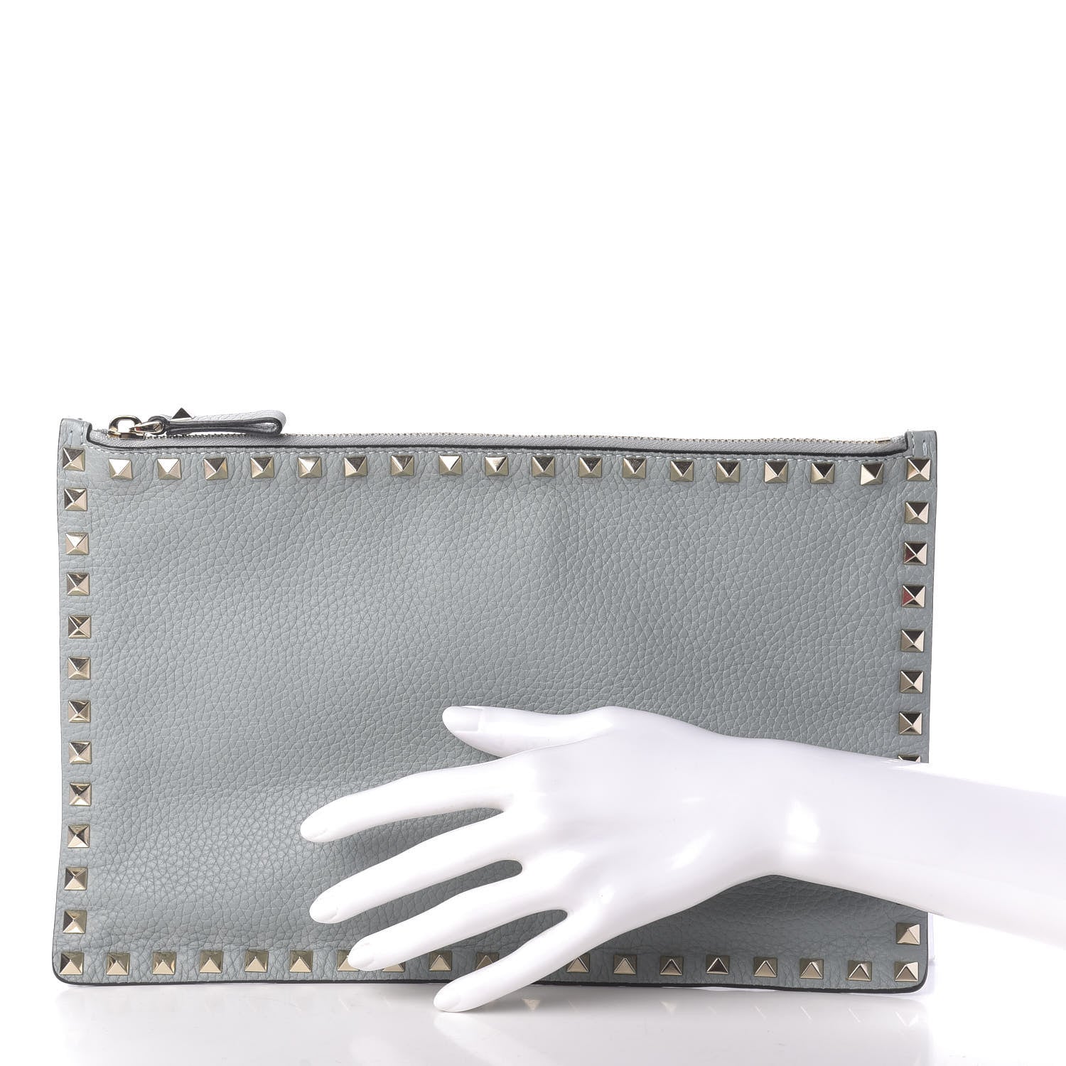 Valentino Garavani Pebbled Calfskin Large Rockstud Zip Pouch Nube 2 of 10
