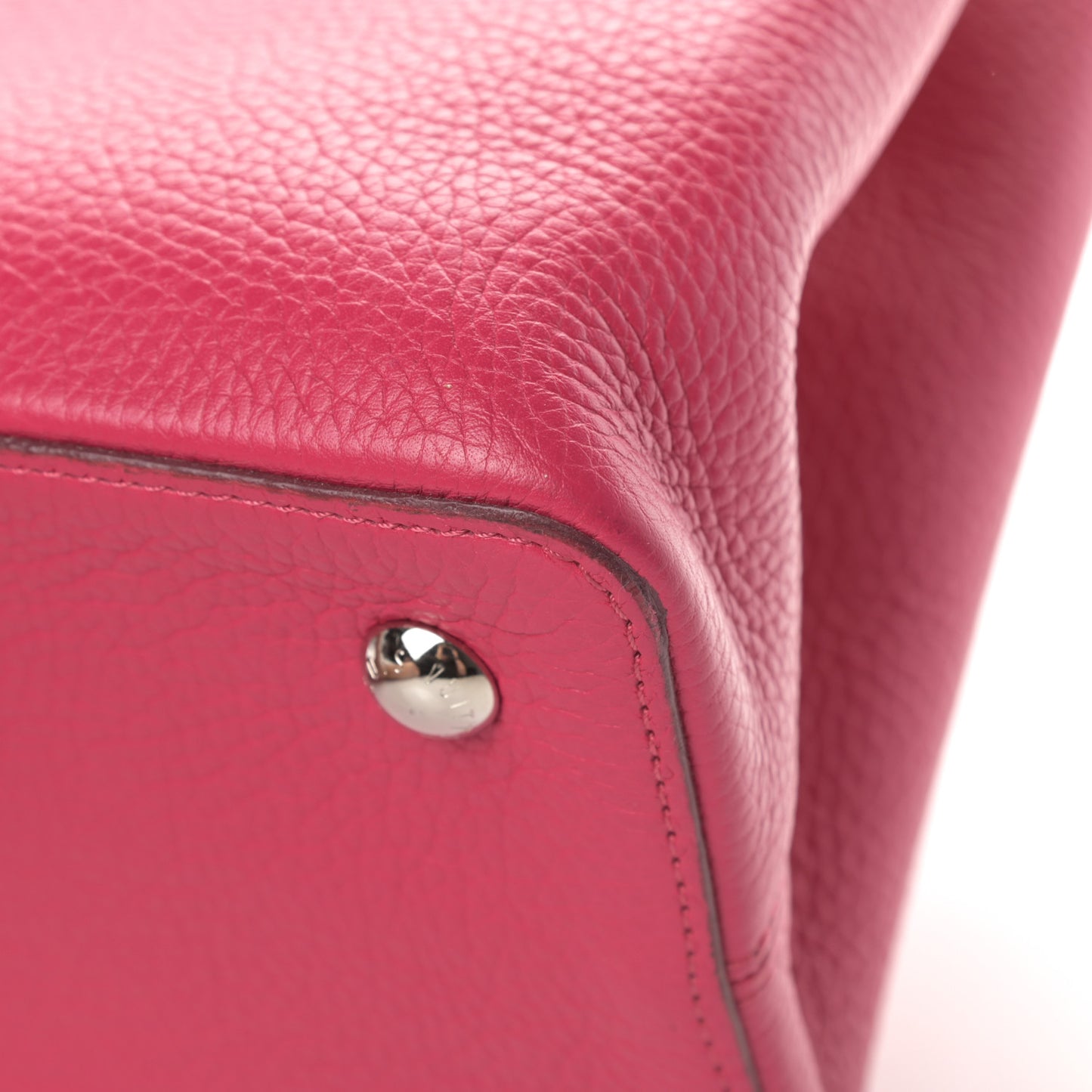 Taurillon Capucines MM Fuchsia