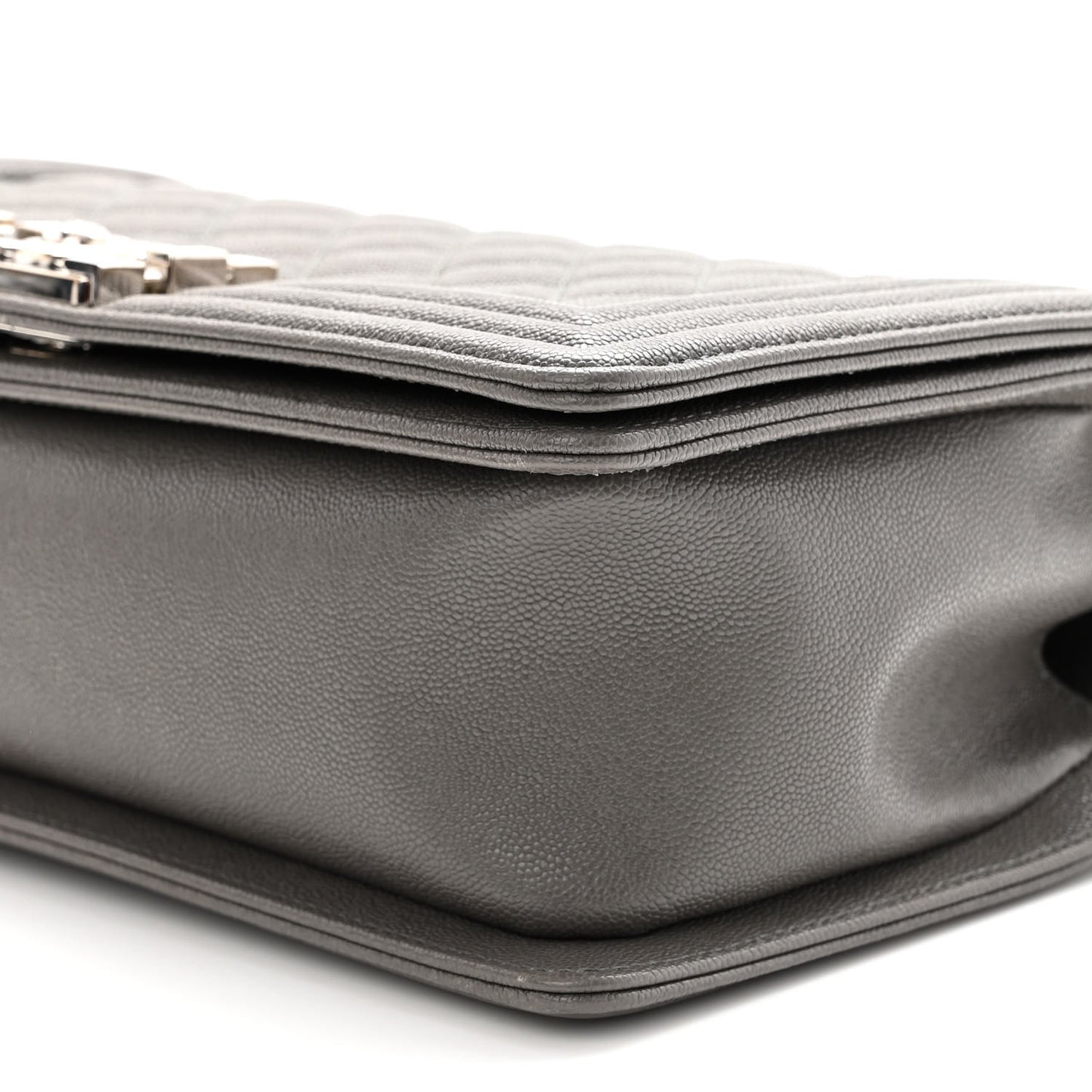 Caviar Quilted Medium Boy Flap Grey