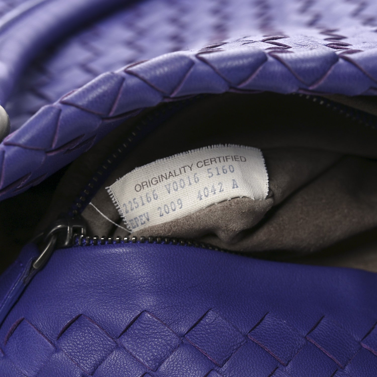 Bottega Veneta Nappa Intrecciato Bucket Bag Purple 8 of 11