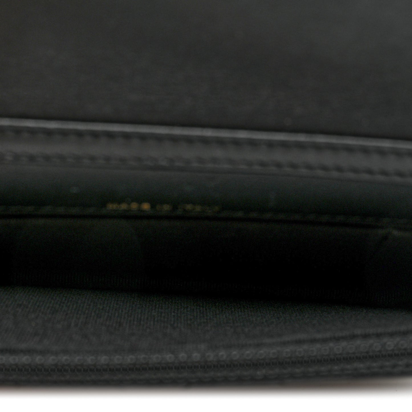 Calfskin Quilted Maxi Pearls Clutch With Chain Black