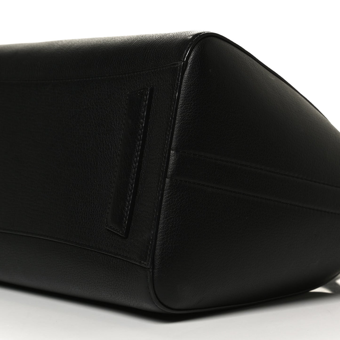 Sugar Goatskin Medium Antigona Black