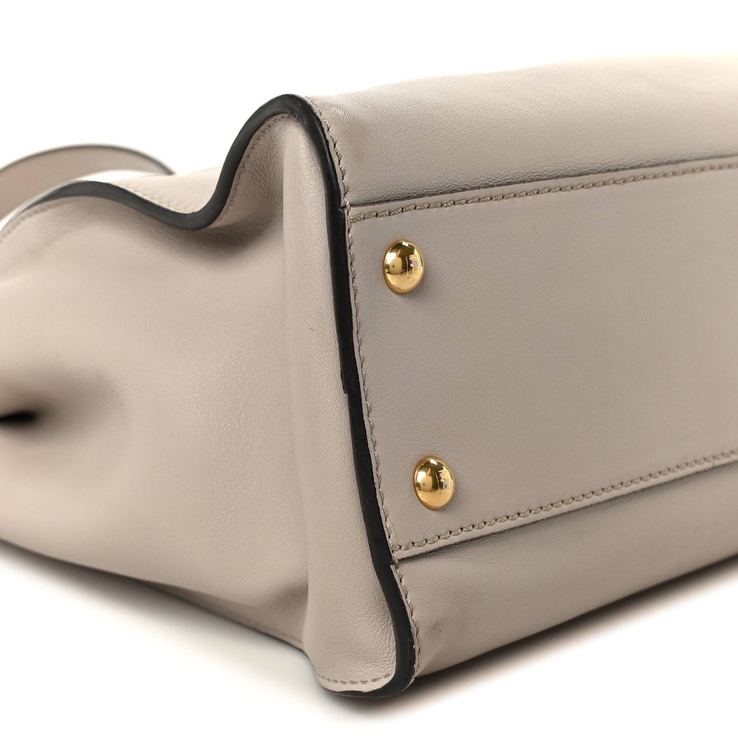 Vitello Seta Shiny Nappa Medium Peekaboo Iconic Satchel Grigio Polvere Magenta