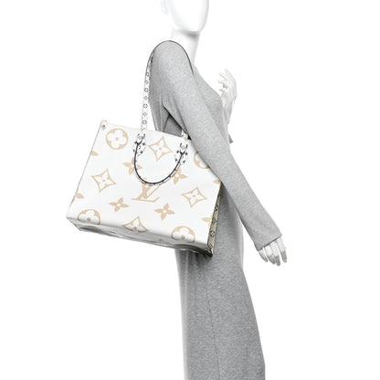 Louis Vuitton Monogram Giant Onthego GM Kaki Beige 2 of 9