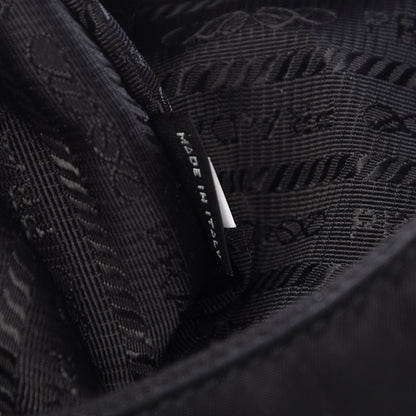 Prada Nylon Re-Edition 2005 Shoulder Bag Black 10 of 14