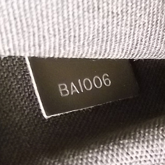 Taiga Andrei Messenger Bag Grizzli