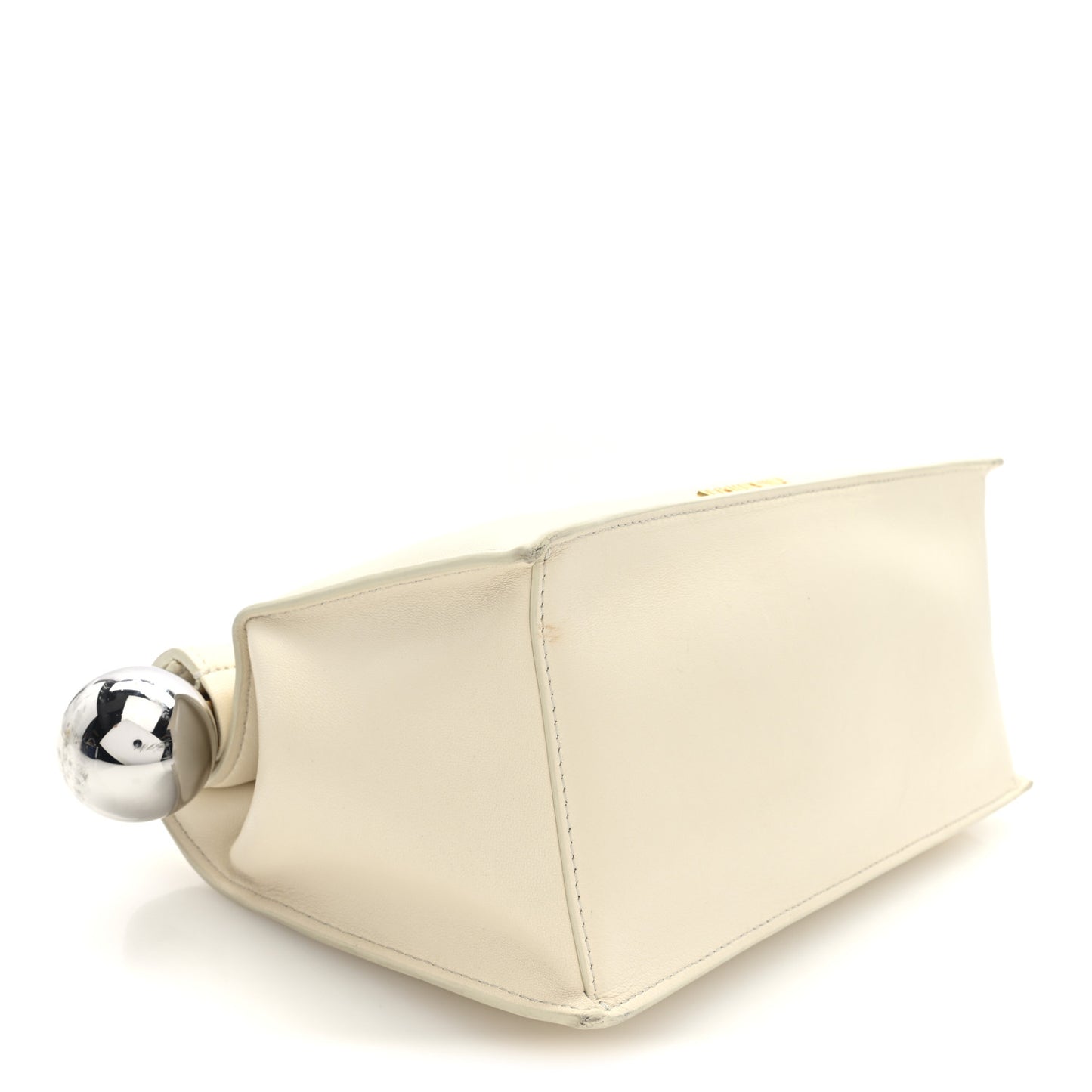 Smooth Calfskin La Pochette Rond Carre Light Ivory