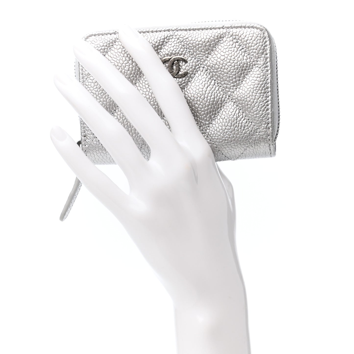 Metallic Caviar Quilted Zip Coin Purse Silver