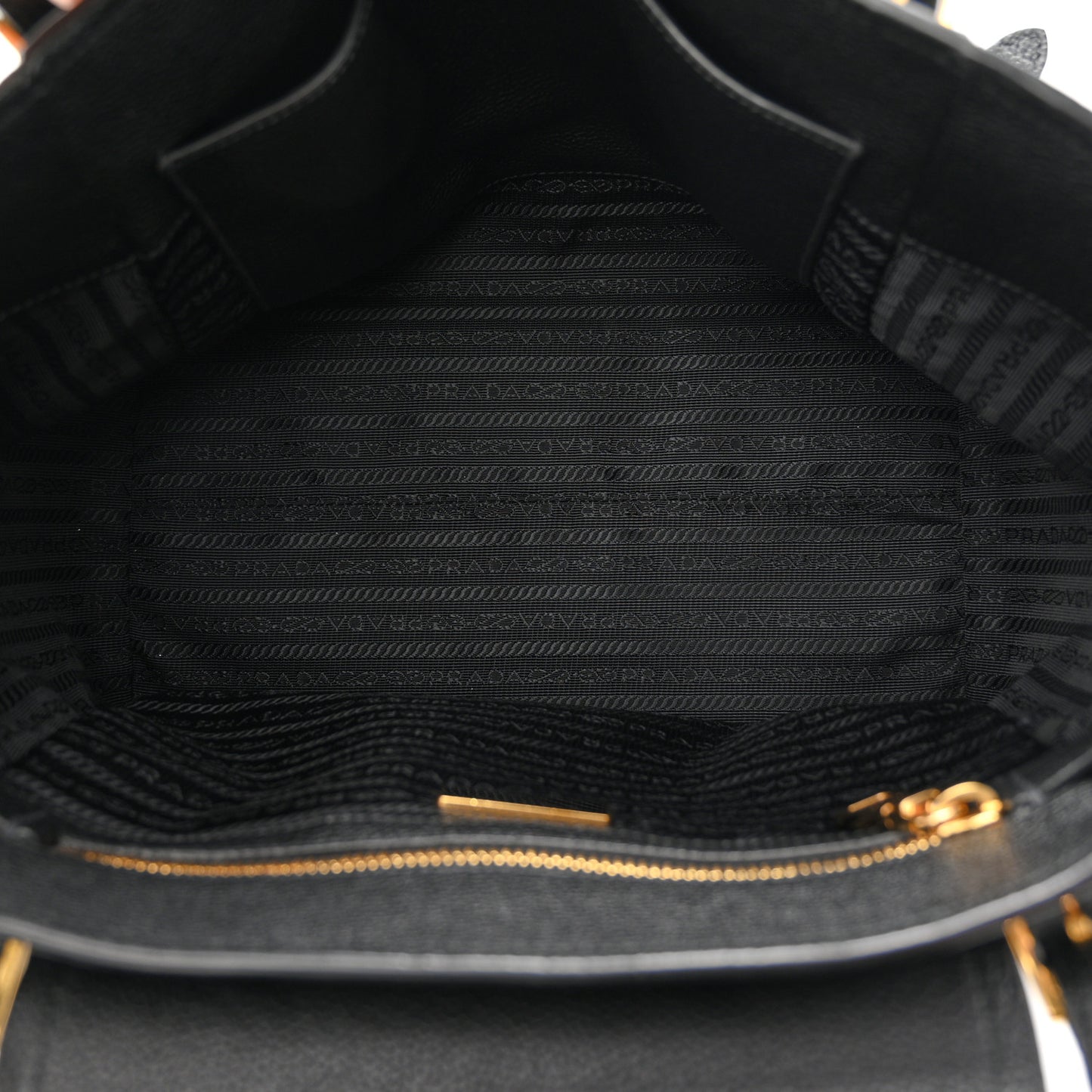 Vitello Phenix Tote Bag Black