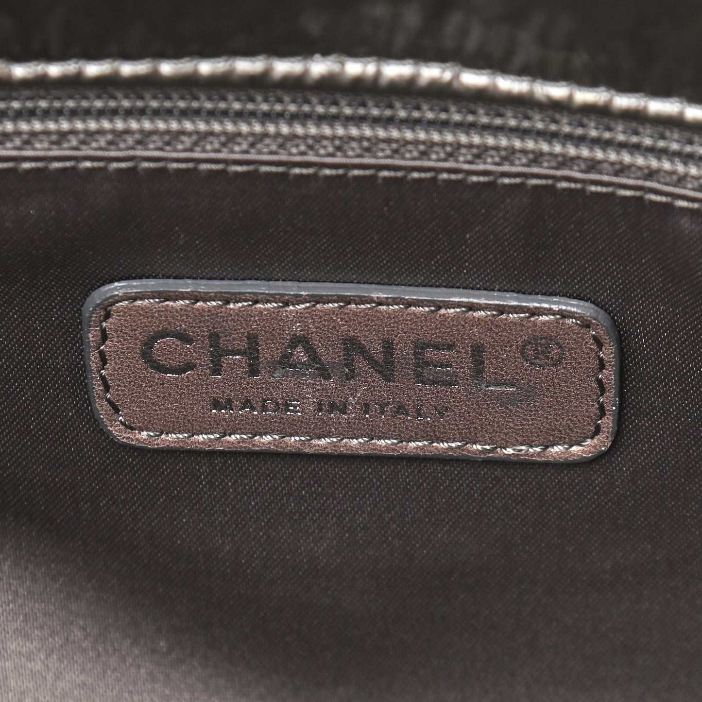 Vinyl Graphic Edge Flap Silver