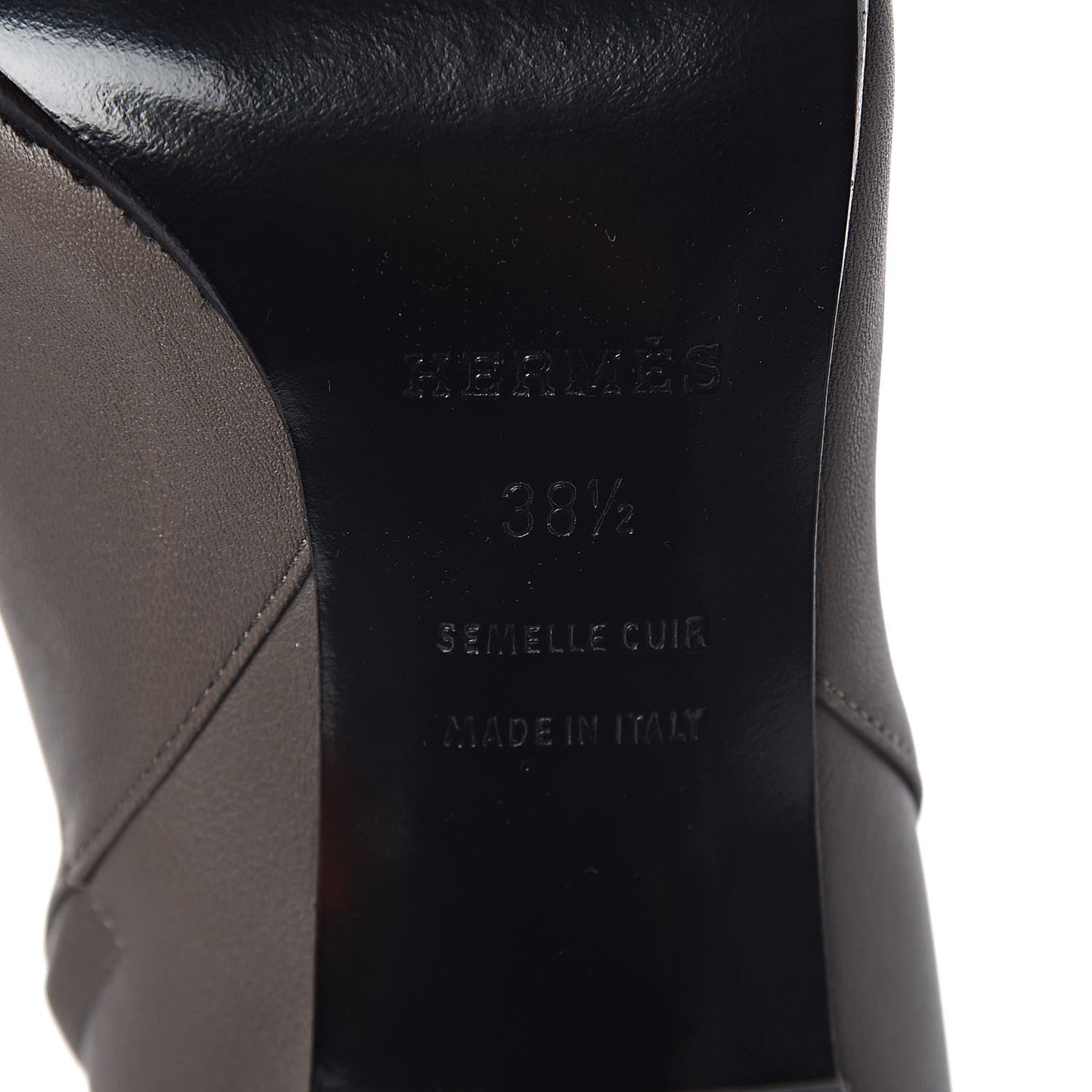 Calfskin Joueuse Ankle Boots 38.5 Etain