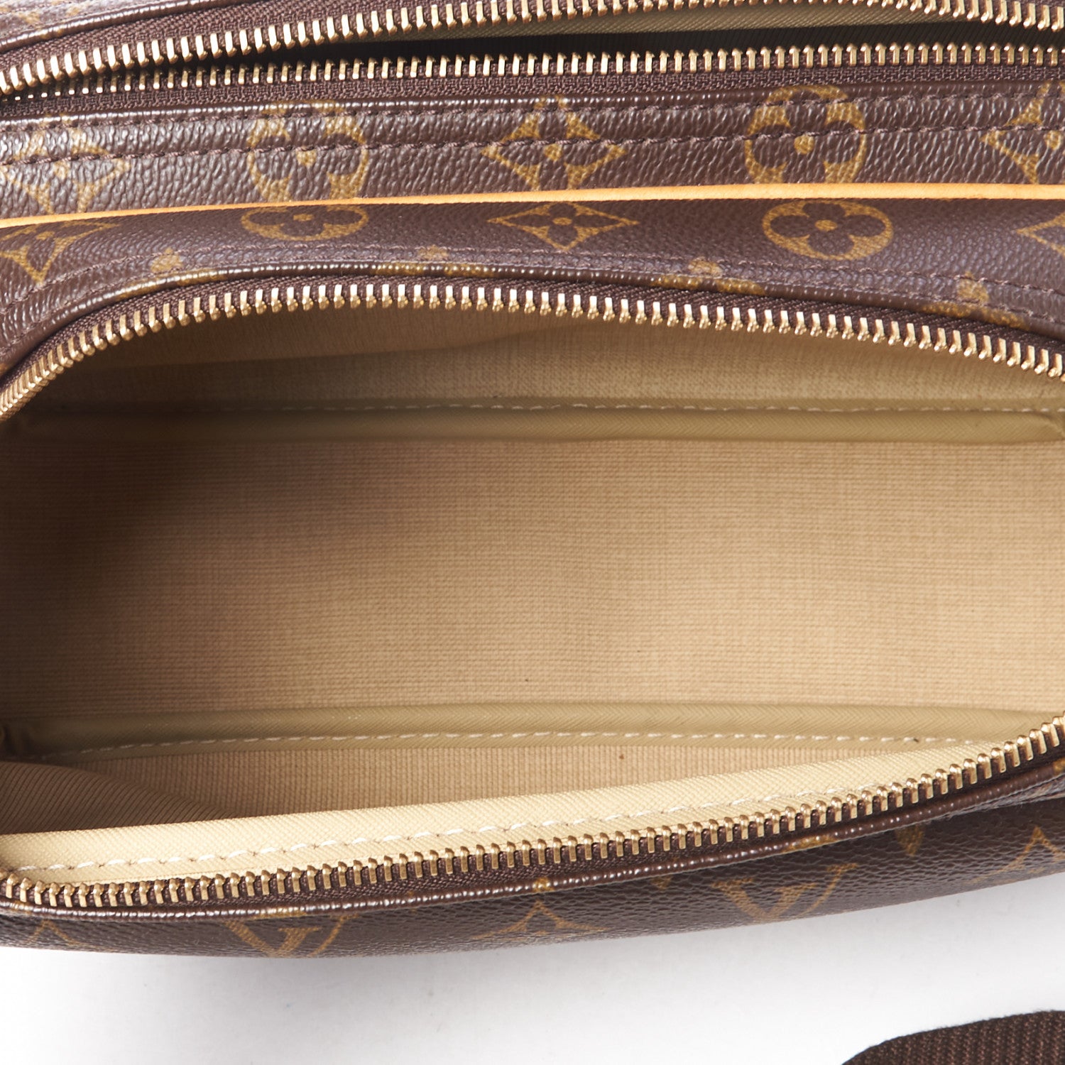 Louis Vuitton Monogram Reporter PM 7 of 8