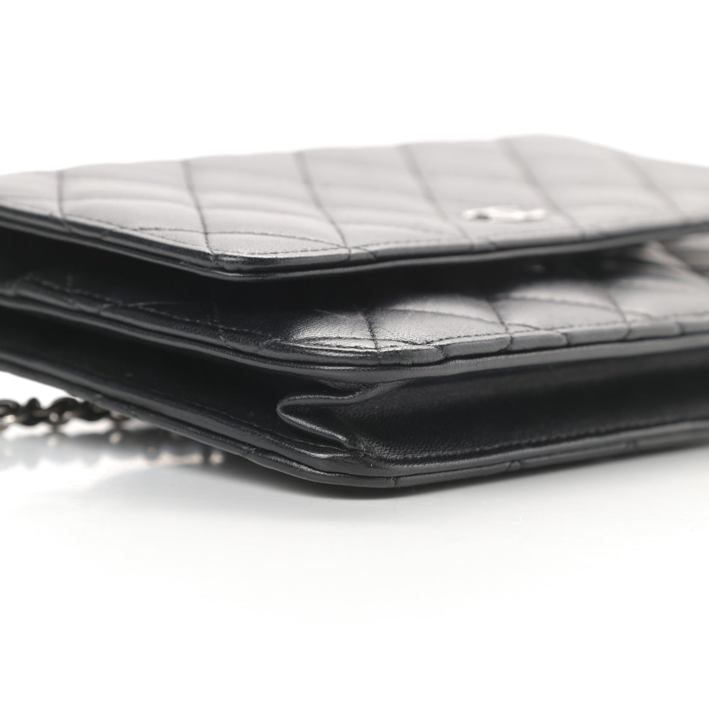 Lambskin Quilted Wallet On Chain WOC Black