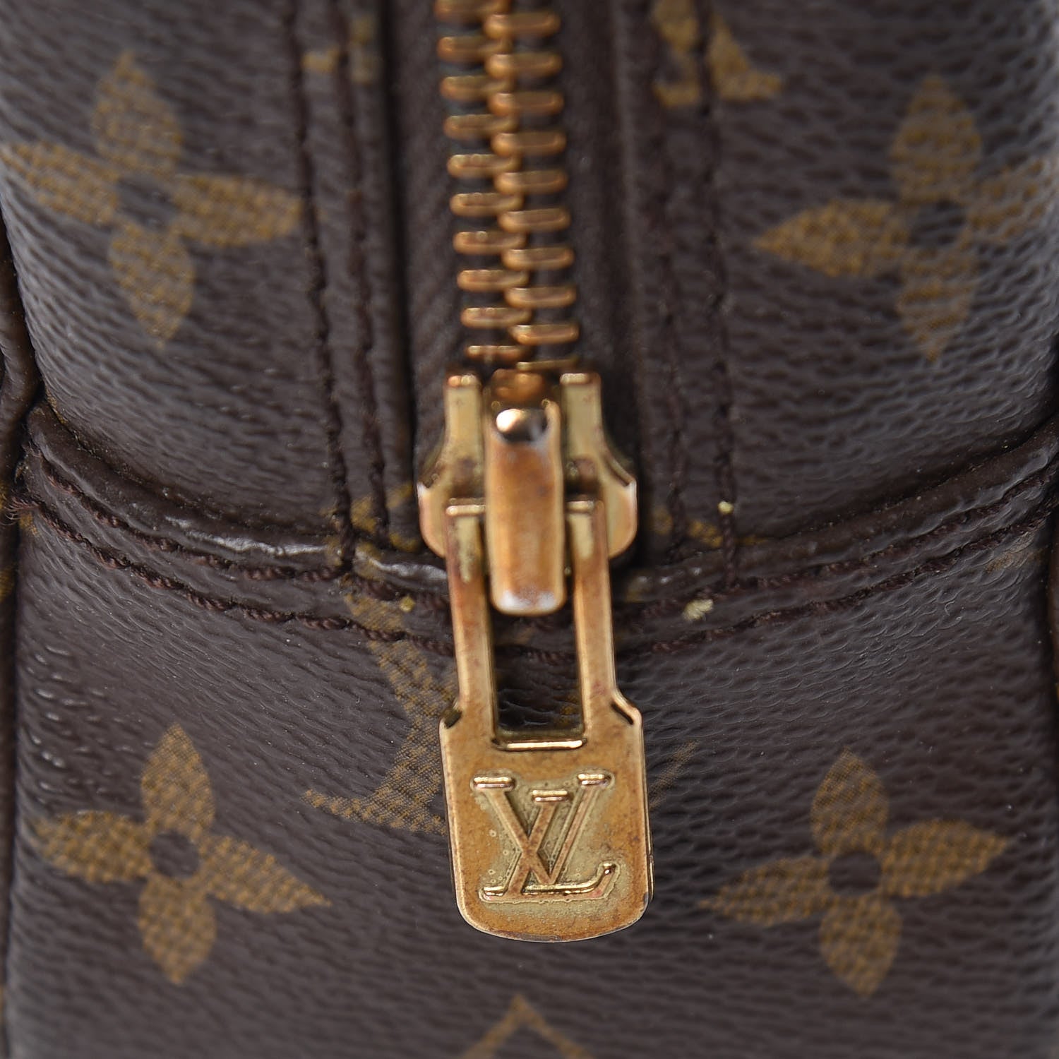 Louis Vuitton Monogram Trousse Toilette 23 10 of 10