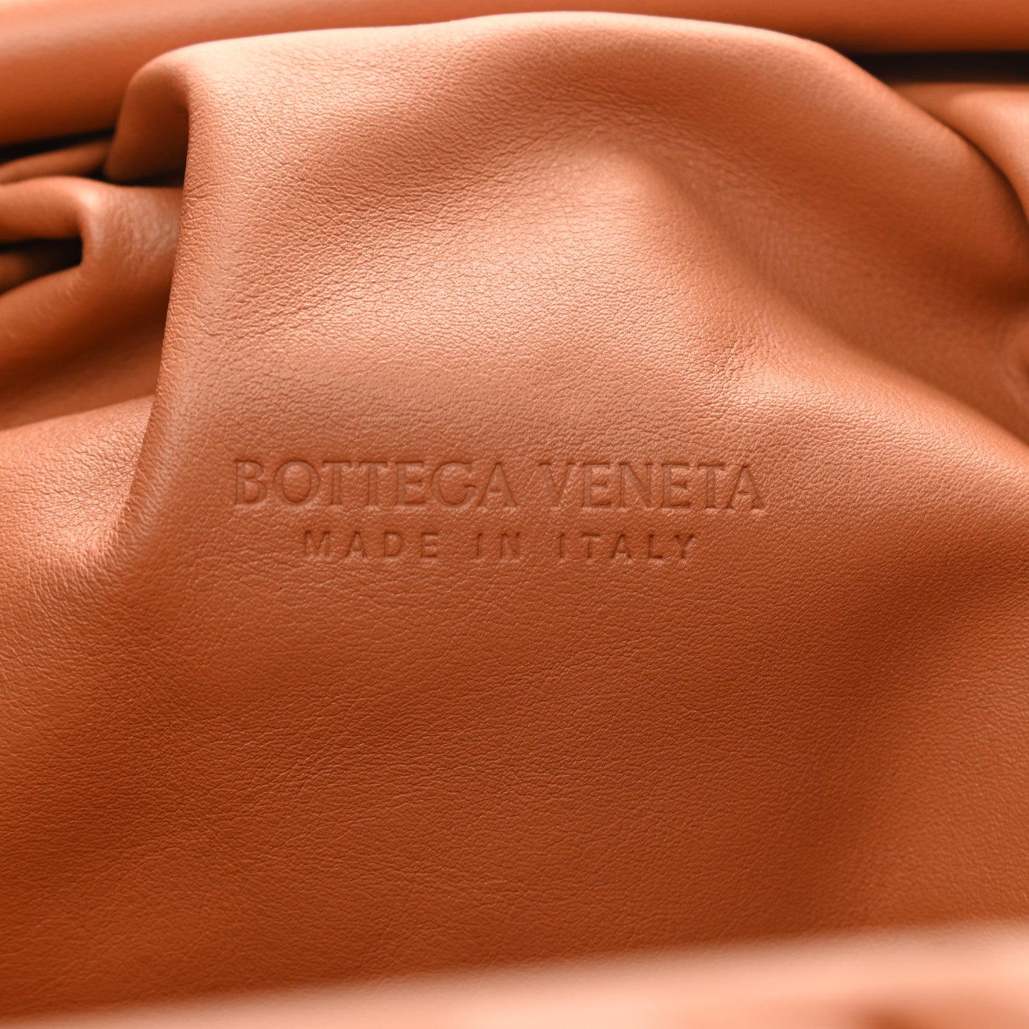 Bottega Veneta Smooth Butter Calf The Pouch Oversized Clutch Cammello 8 of 9