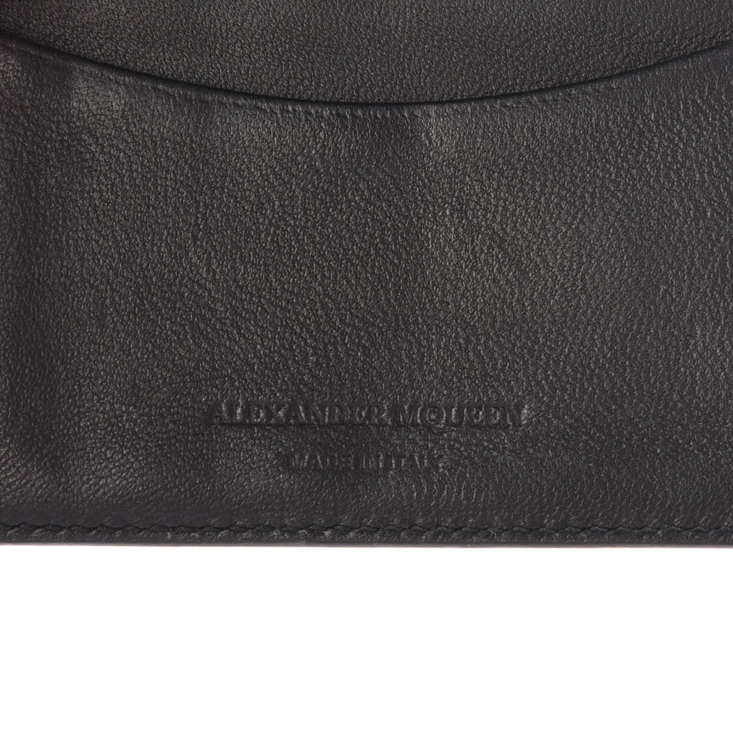 Alexander McQueen Patent Skull Bi-Fold Card Holder Black 8 of 8