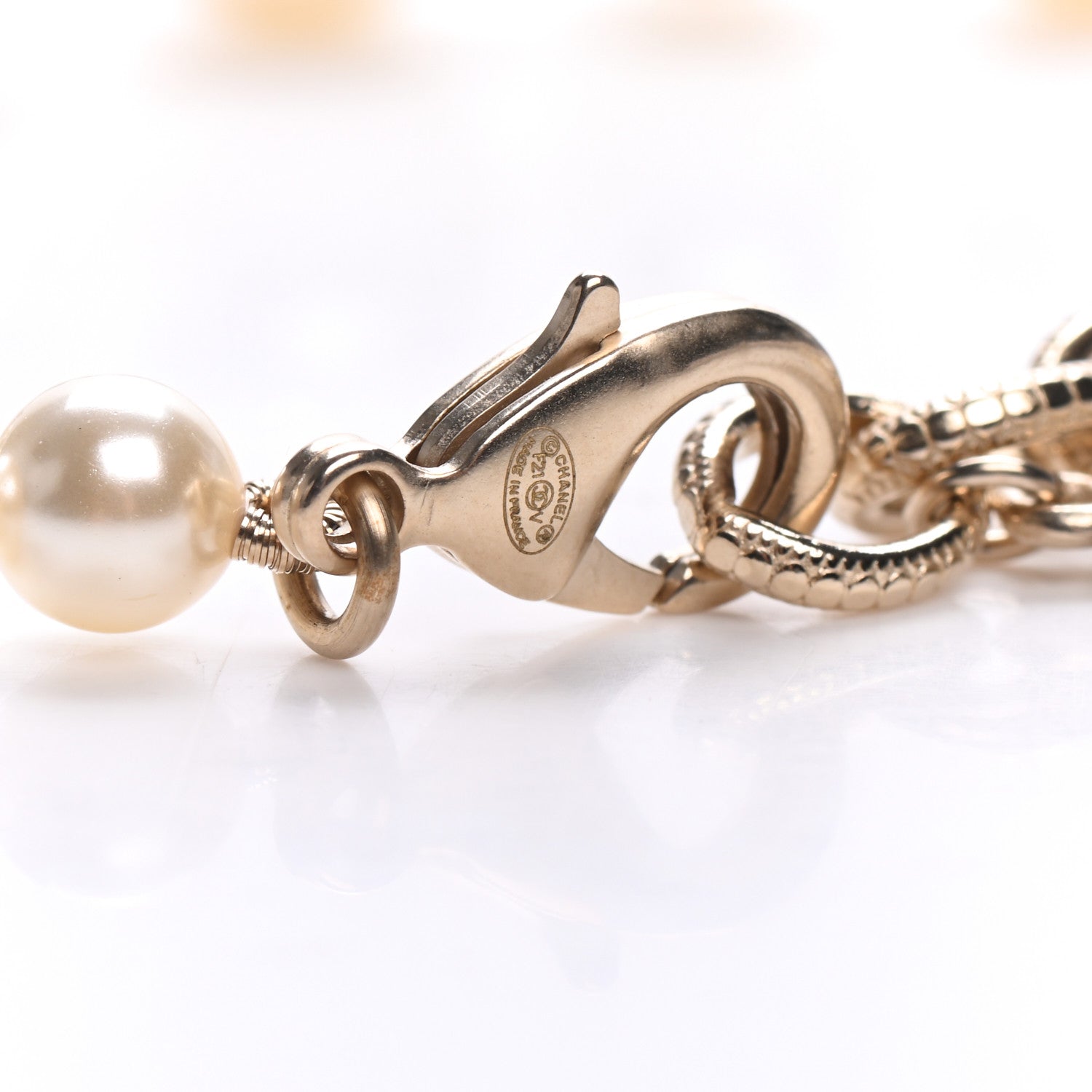Chanel Pearl CC 100th Anniversary Necklace Light Gold 4 of 5