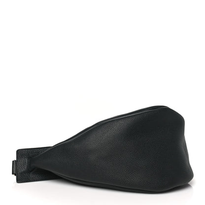 The Row Grained Calfskin Large Slouchy Banana Bag Black 4 of 9
