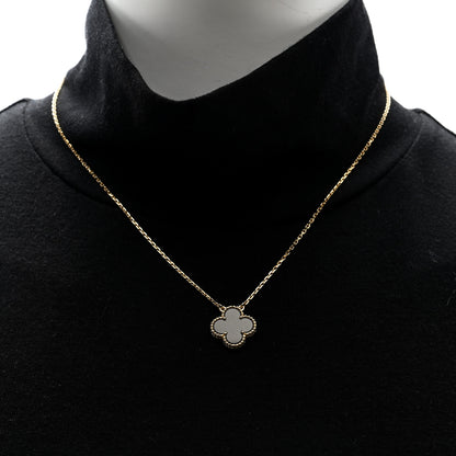 Van Cleef & Arpels 18K Yellow Gold Black Onyx Vintage Alhambra Pendant Necklace 3 of 7