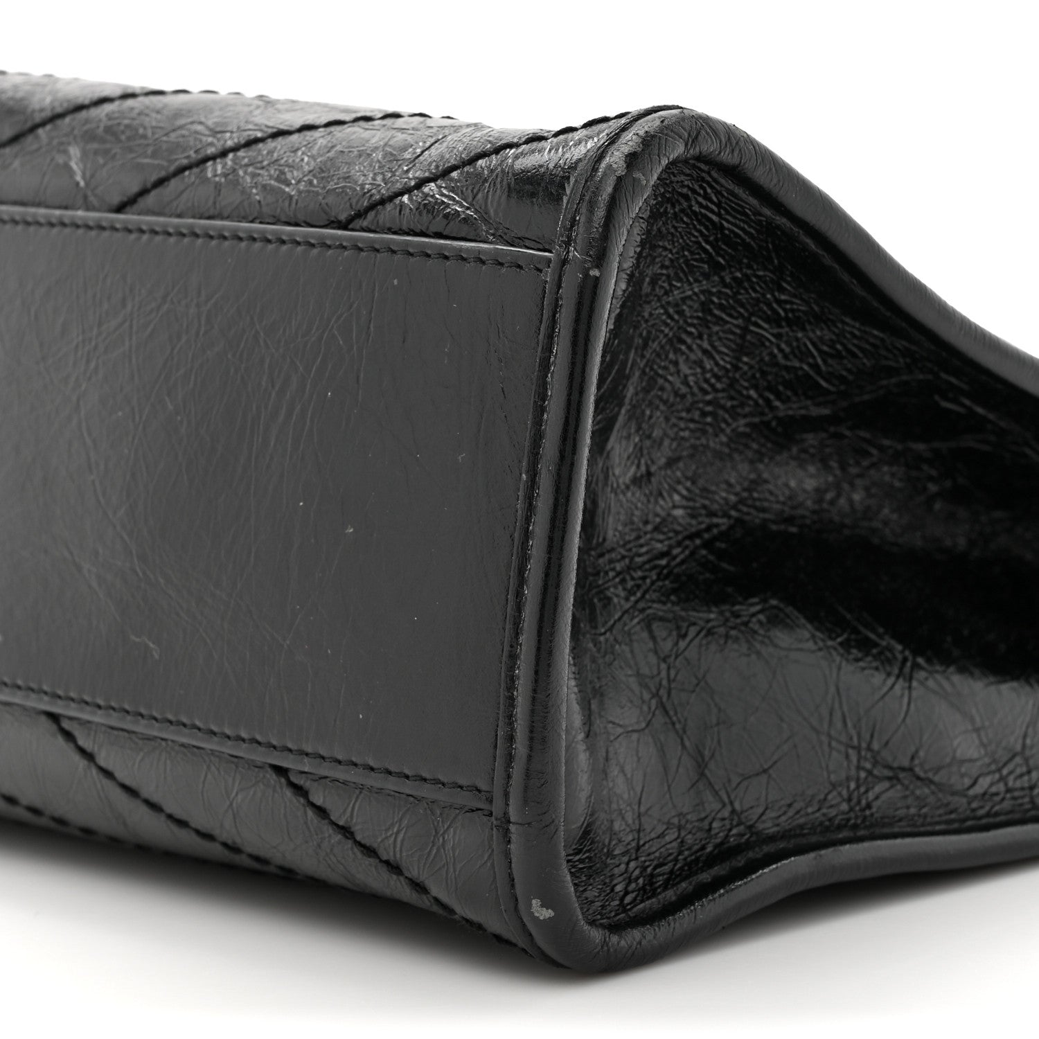 Saint Laurent Crinkled Calfskin Matelasse Monogram Medium Niki Shopper Tote Black 9 of 17